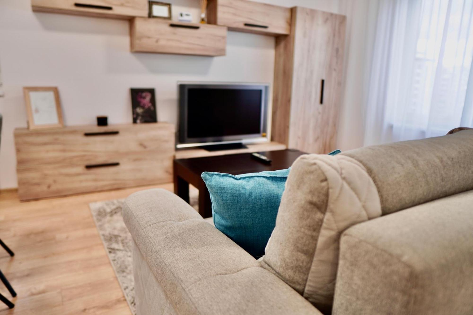 Coresi Topcity 2Camere Apartment Брашов Екстериор снимка